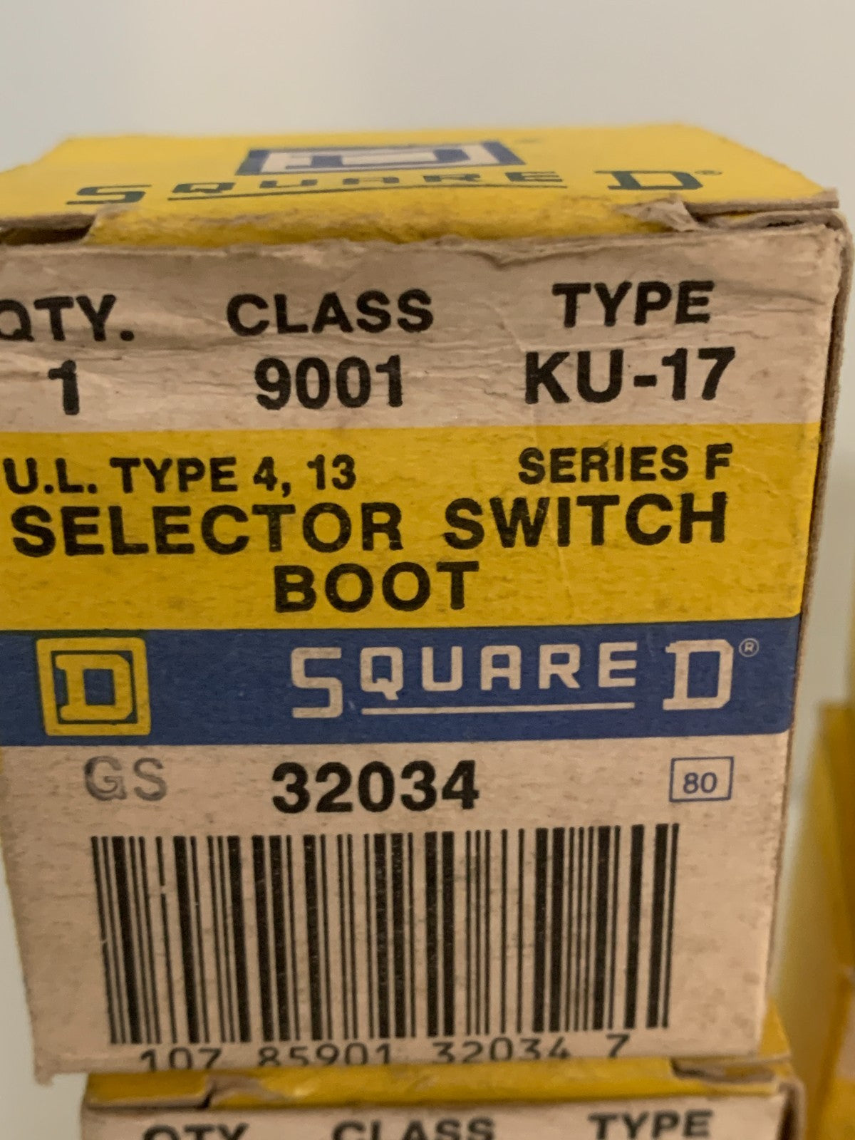 LOT OF 7 SQUARE D SELECTOR SWITCH BOOT KU-172