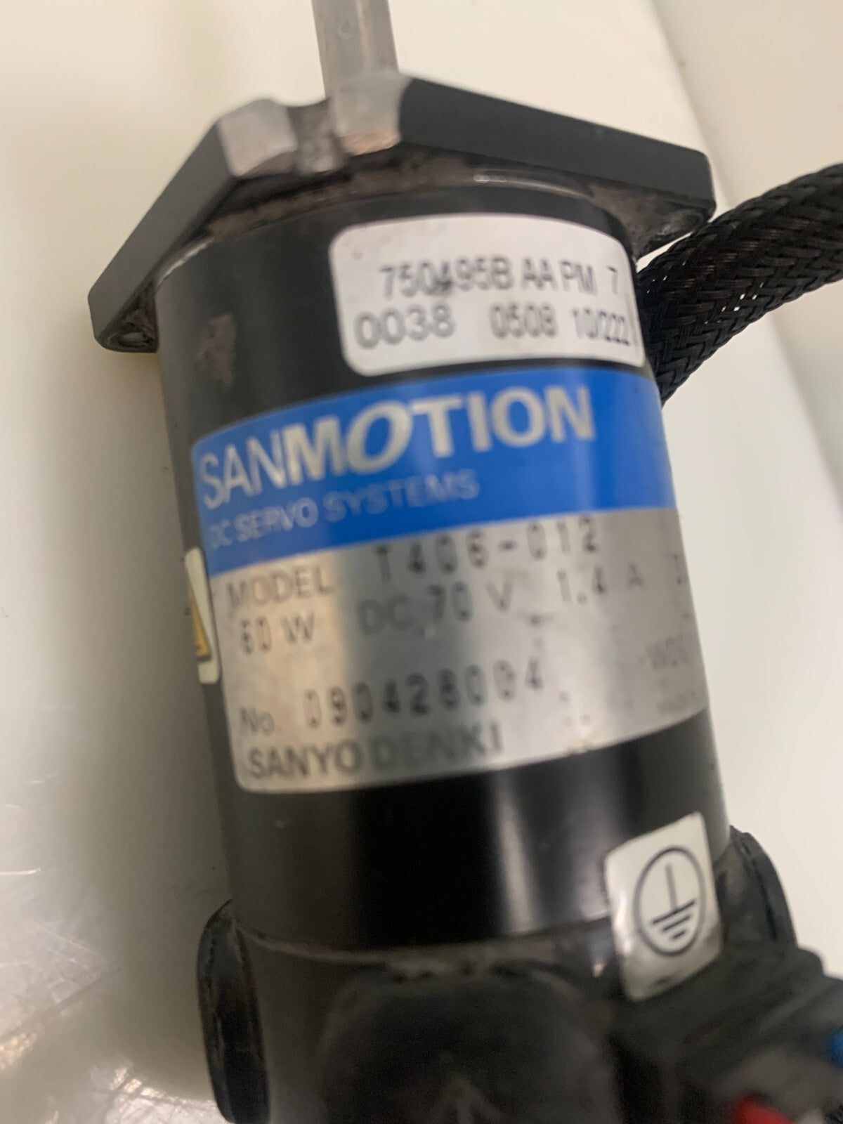 Sanyo Denki T406-012 60W DC 70V Servo Motor