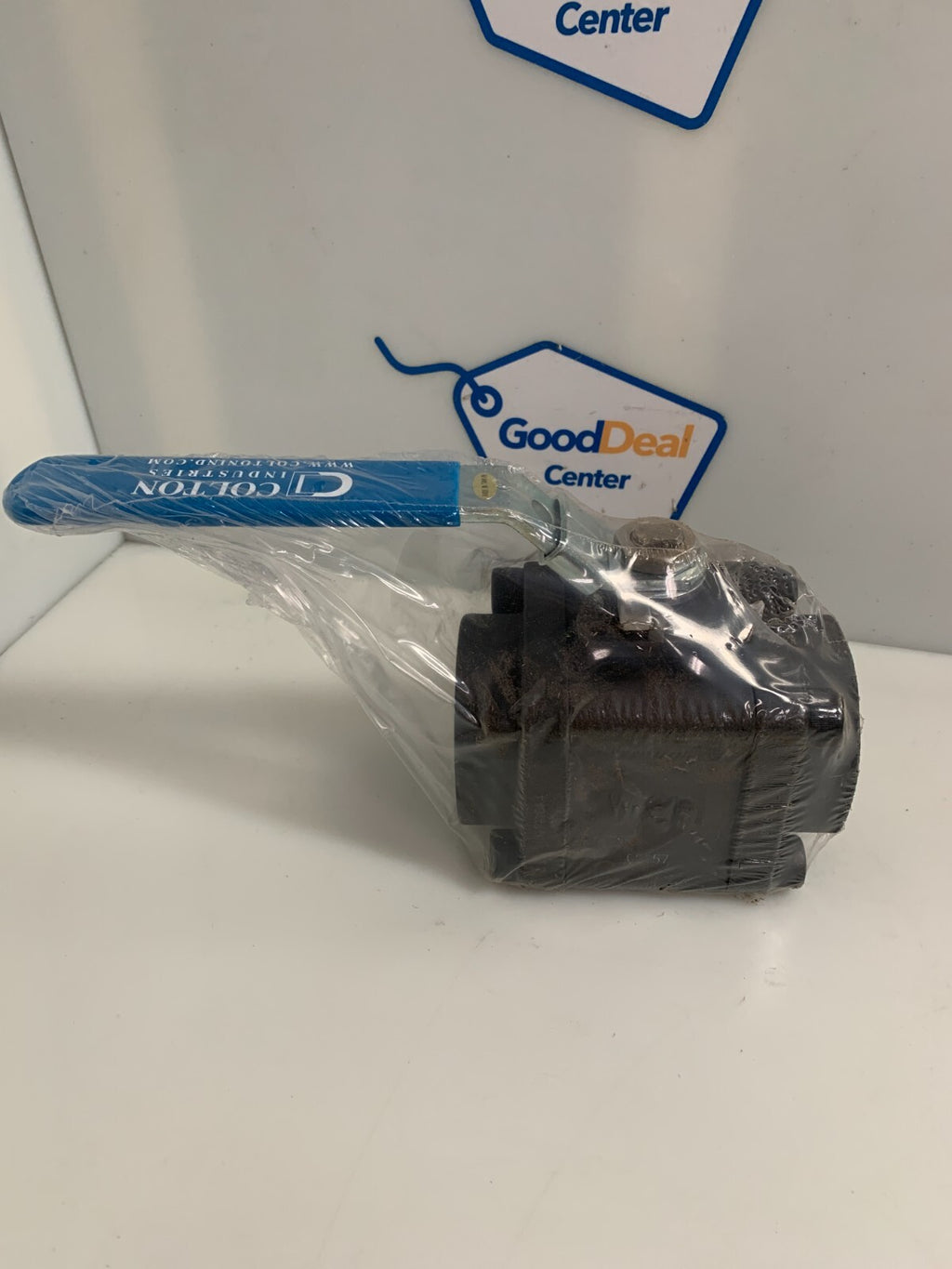 COLTON INDUSTRIES  2''  Ball Valve with Manual Locking Handle