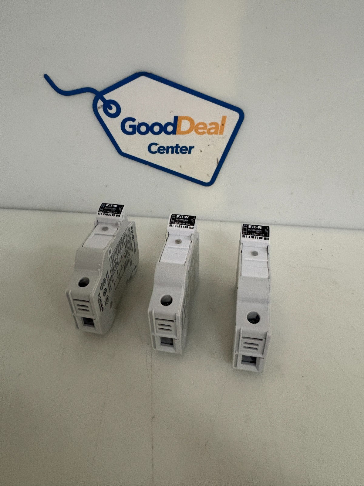LOT OF 3 EATON BUSSMAN FUSEHOLDER CHCC0