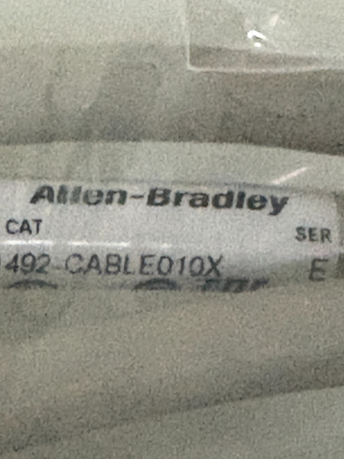 ALLEN BRADLEY ANALOG MODULE CONNECTOR CABLE 1492-CABLED11X SER E 2