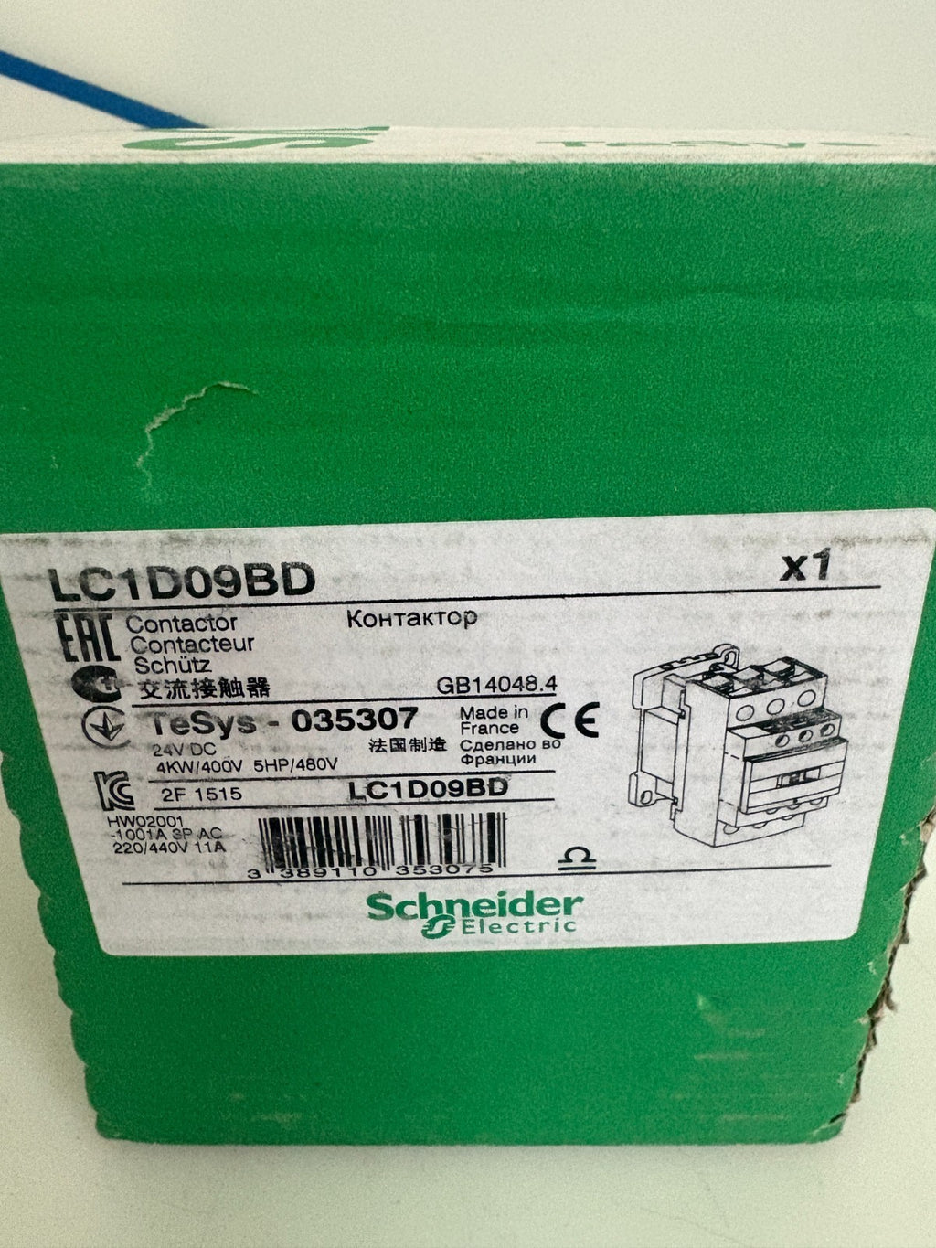 SCHNEIDER CONTACTOR LC1D09BD1