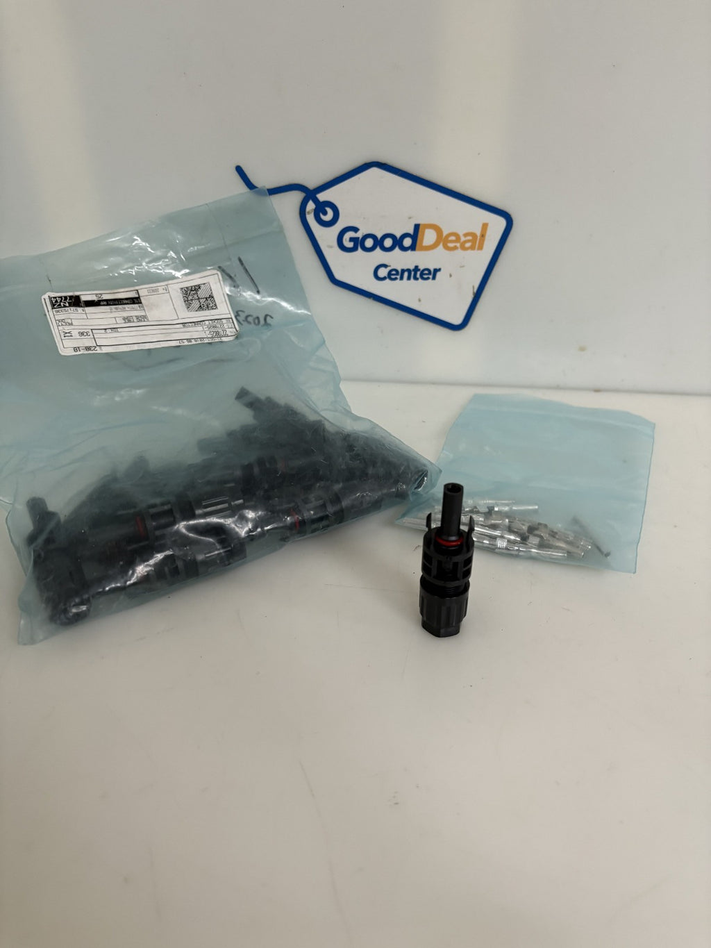LOT OF 16 AMP PHOTOVOLTAIC CONNECTOR #2270025-1