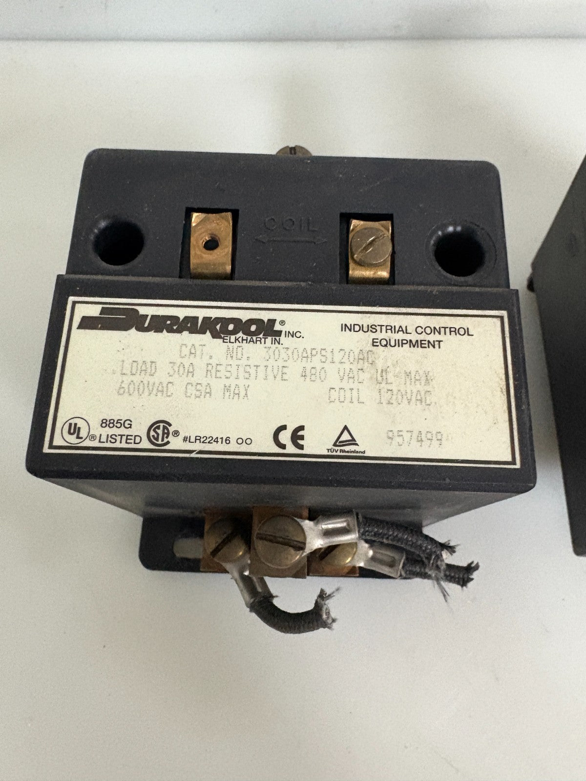 LOT OF 2 DURAKOOL DISPLACEMENT RELAY 3030APS120AC
