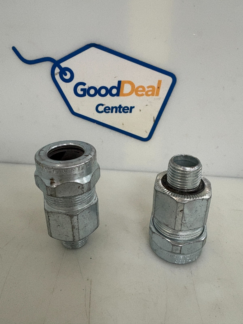 LOT OF 2 ABB THOMAS & BETTS 1/2" STAR TECK FITTING ST050-465S0