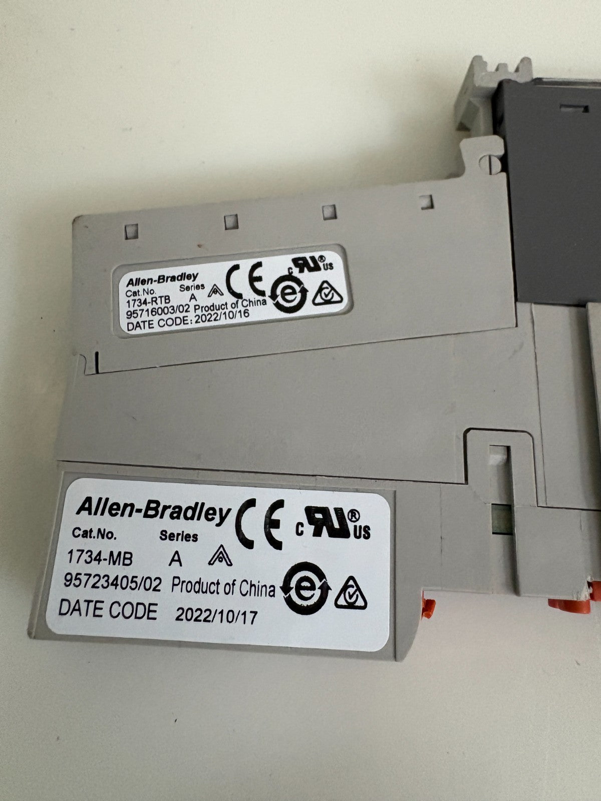 ALLEN BRADLEY 1734-0B8 C 1A 1 CHANNEL 3A MODULE PILOT DUTY 1734-0B8