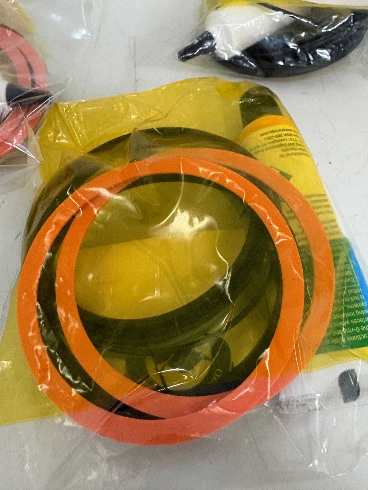 LOT OF 4 PARKER REPLACEMENT PISTON SEAL KIT RPH-PK3202MA011