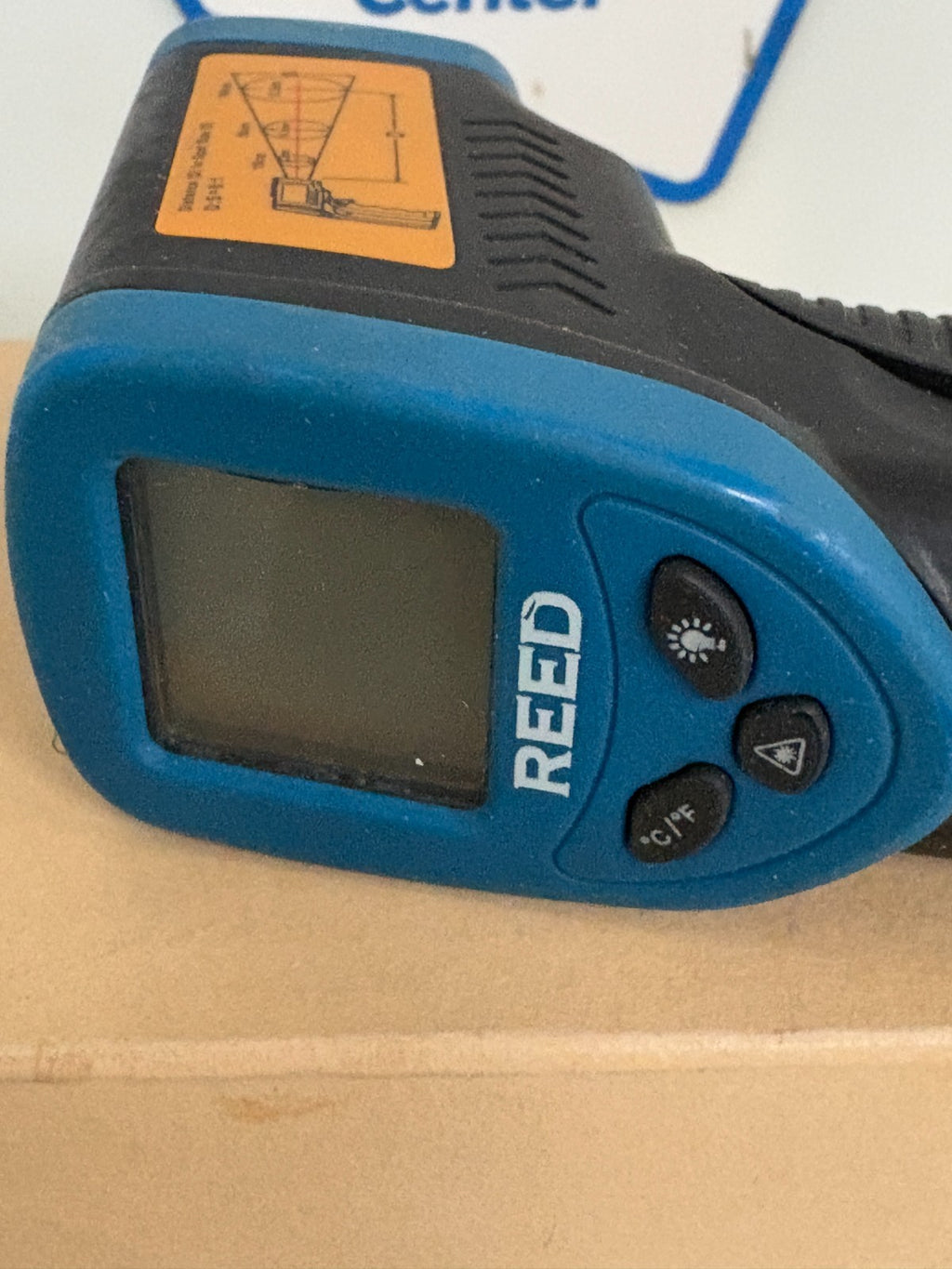 REED INFRARED THERMOMETER R2001