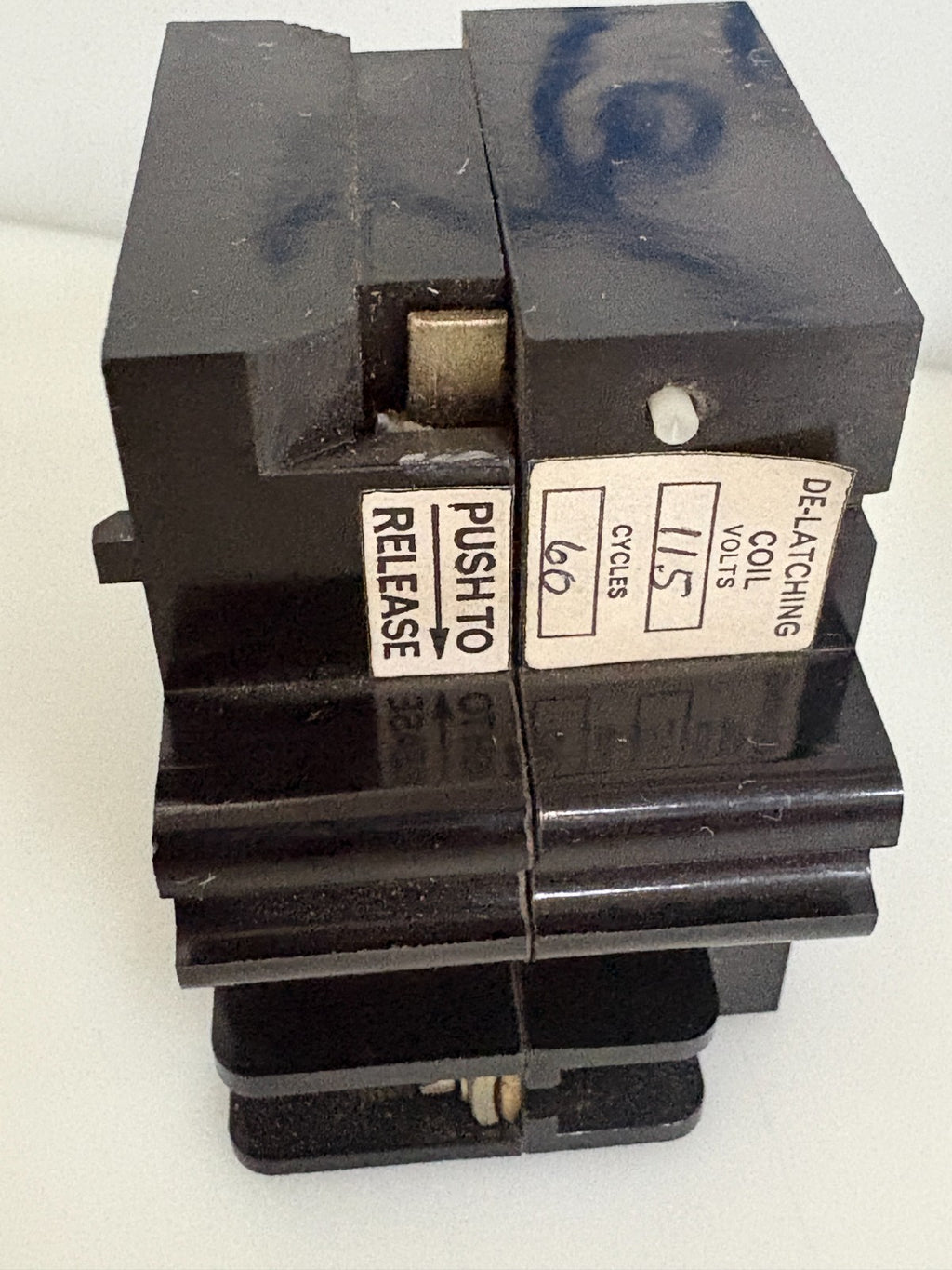 MTE UC05/10 LATCH #01.000004.0151
