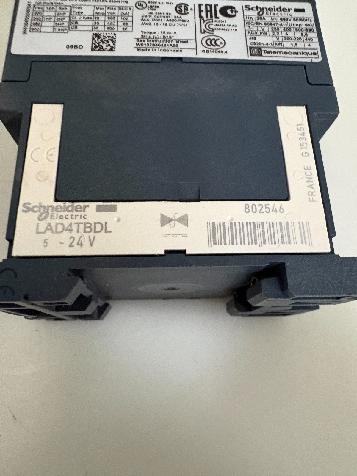 LOT OF 4 SCHNEIDER 24V DC CONTACTOR LC1D094