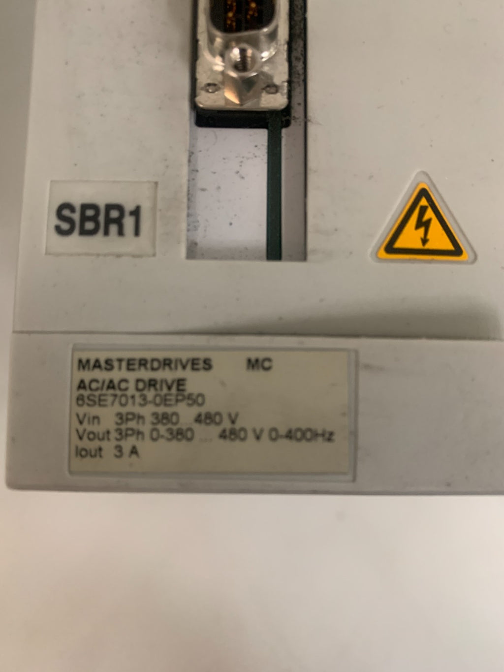 SIEMENS AC AC DRIVE 3PH 6 SE7013-OEP60-Z Z-F01+C23+G21