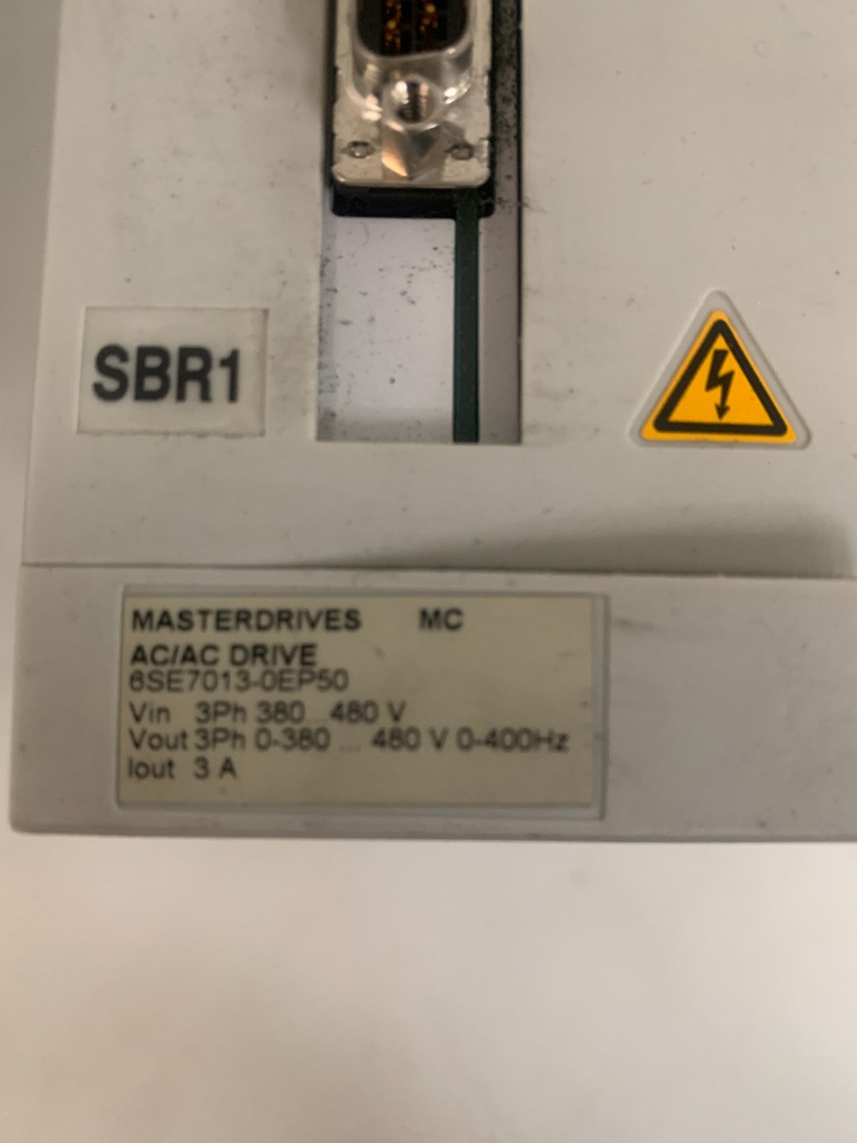 SIEMENS AC AC DRIVE 3PH 6 SE7013-OEP60-Z Z-F01+C23+G21