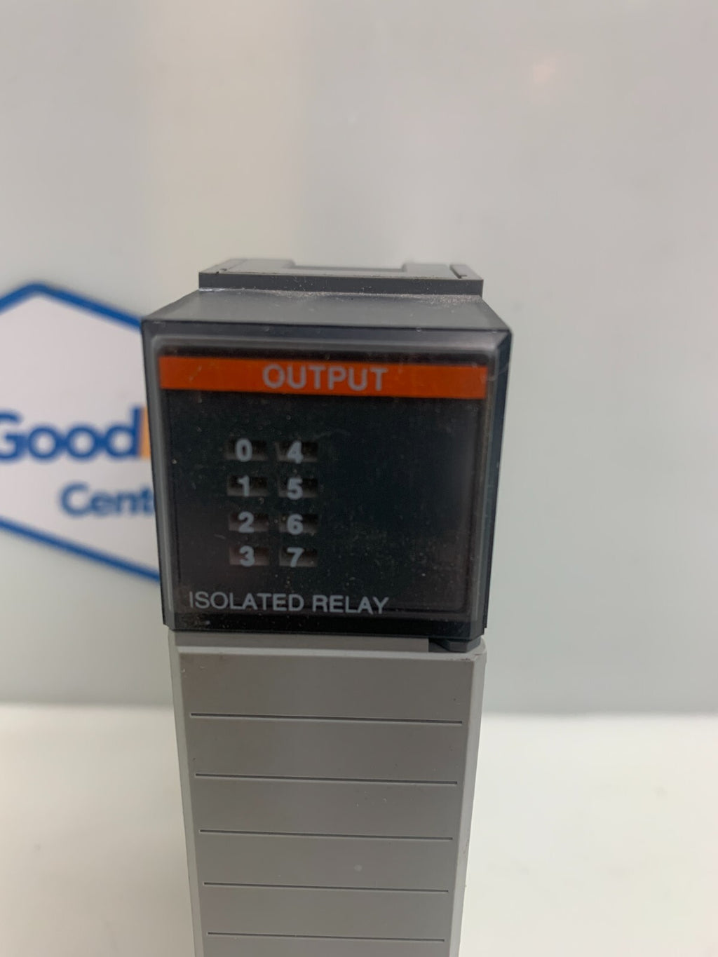 ALLEN-BRADLEY SLC500 Output Module  1746-OX8   Ser A1
