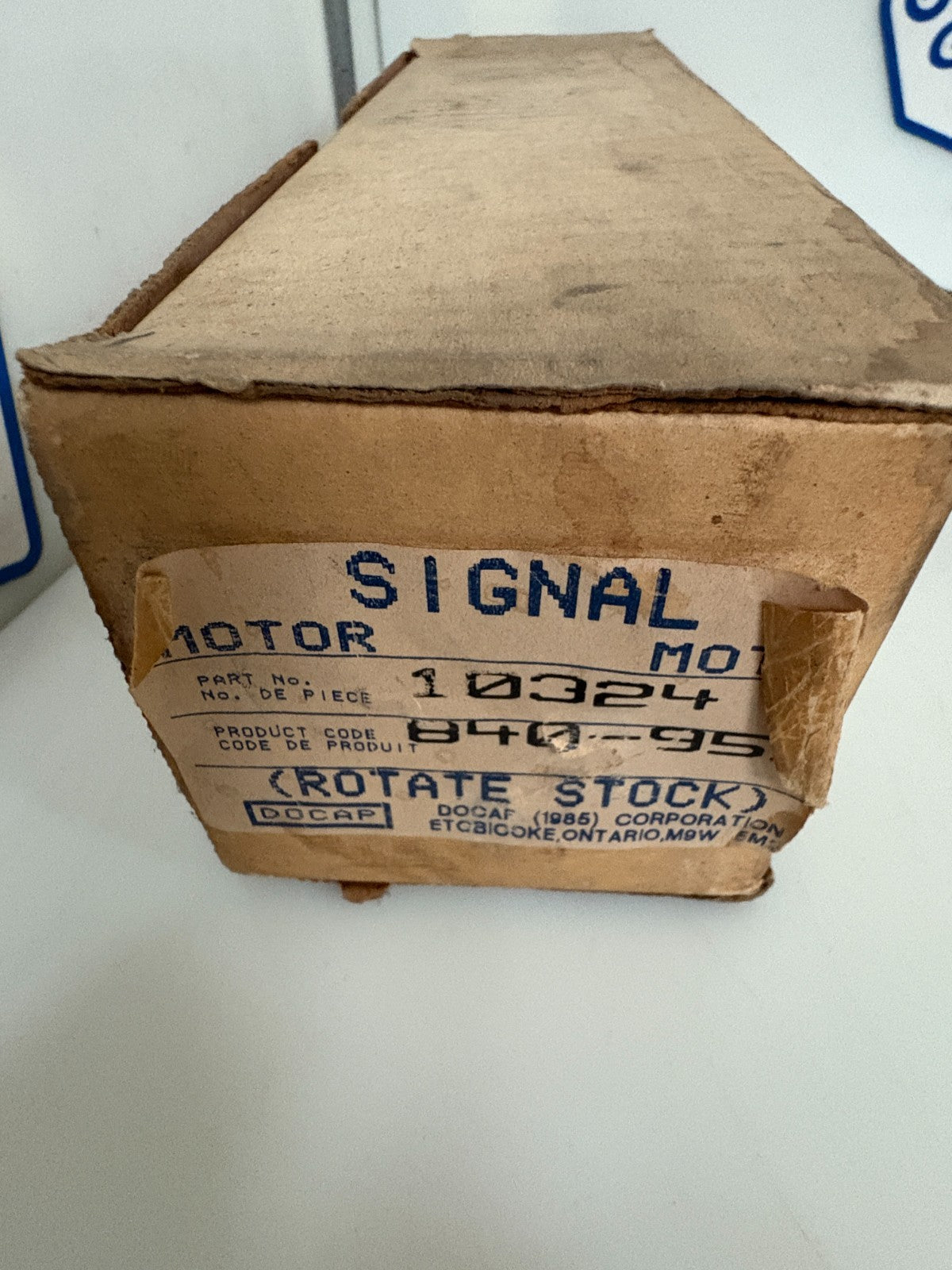 DOCAP CORP SIGNAL 24V MOTOR DOUBLE SIDE PM 386 #10324 #840-955