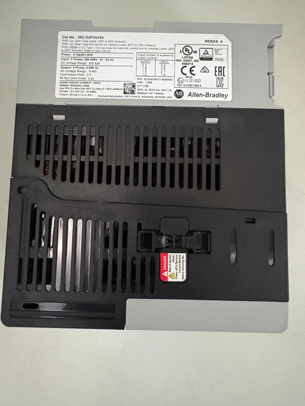 ALLEN BRADLEY POWER FLEX 527 25C-D2P3N1043