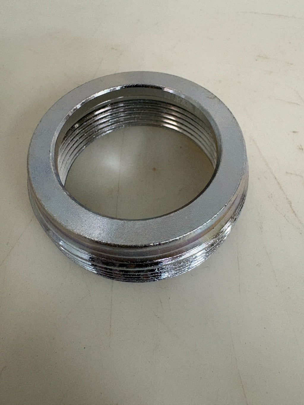 ABB THOMAS & BETTS REDUCING BUSHINGS 2" X 1  1/2"  10 IN BOX1
