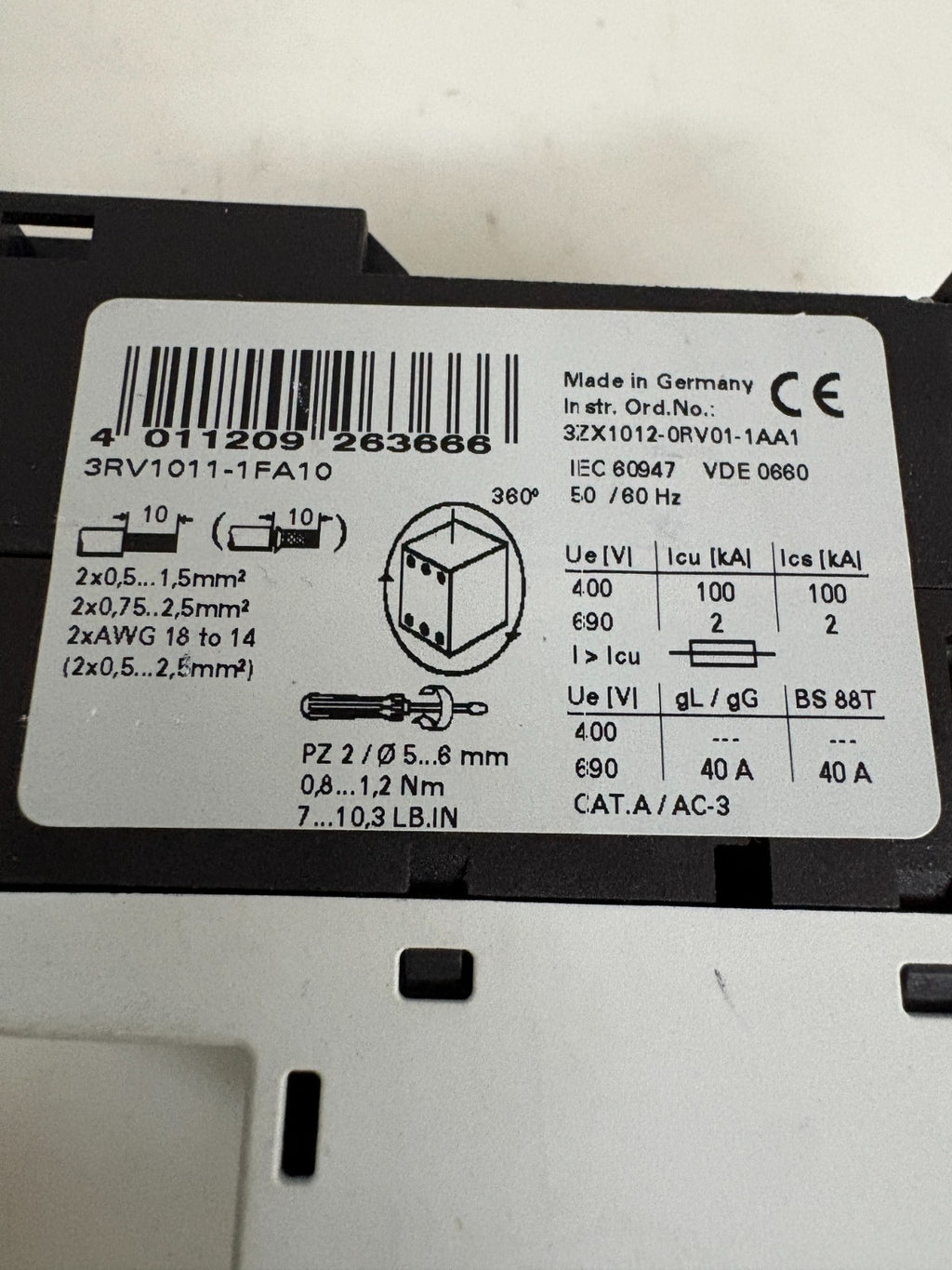 SIEMENS MOTOR CIRCUIT BREAKER 3RV1011-1FA10