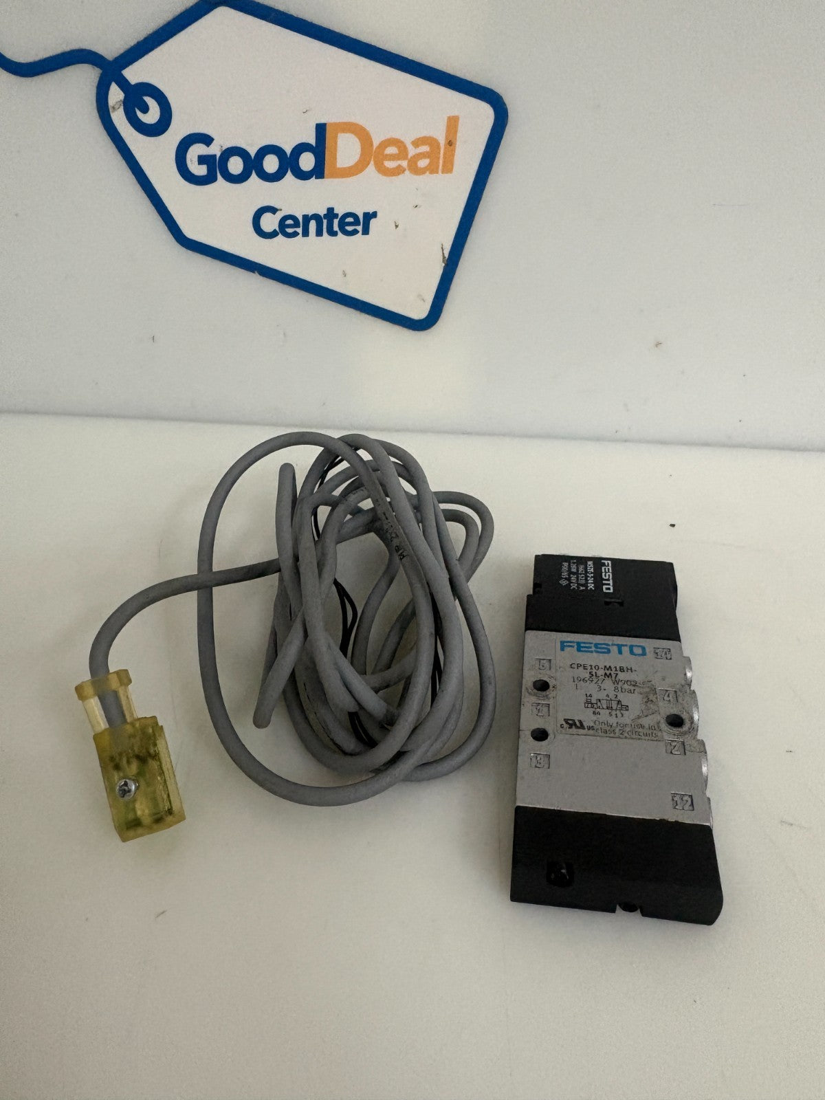 FESTO SOLENOID VALVE CPE10-M1BH-5L-M7 #196927 W/SOLENOID 1936870