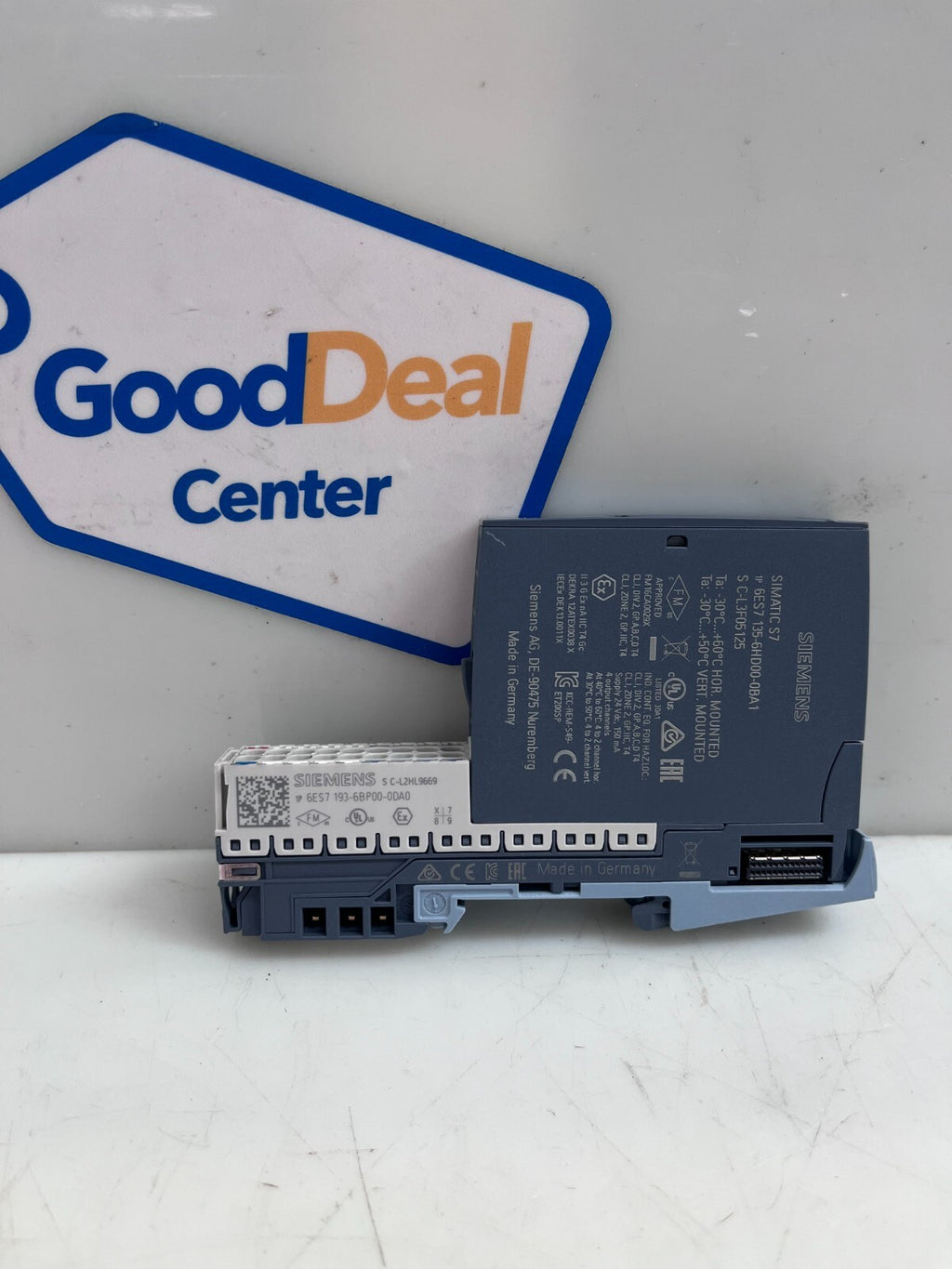 SIEMENS 6ES7135-6HD00-0BA1 Analog Output Module  Simatic S71