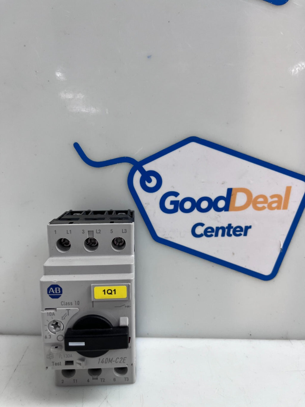 ALLEN-BRADLEY  140M-C2E-C10 Circuit Breaker Serie C (Like New)