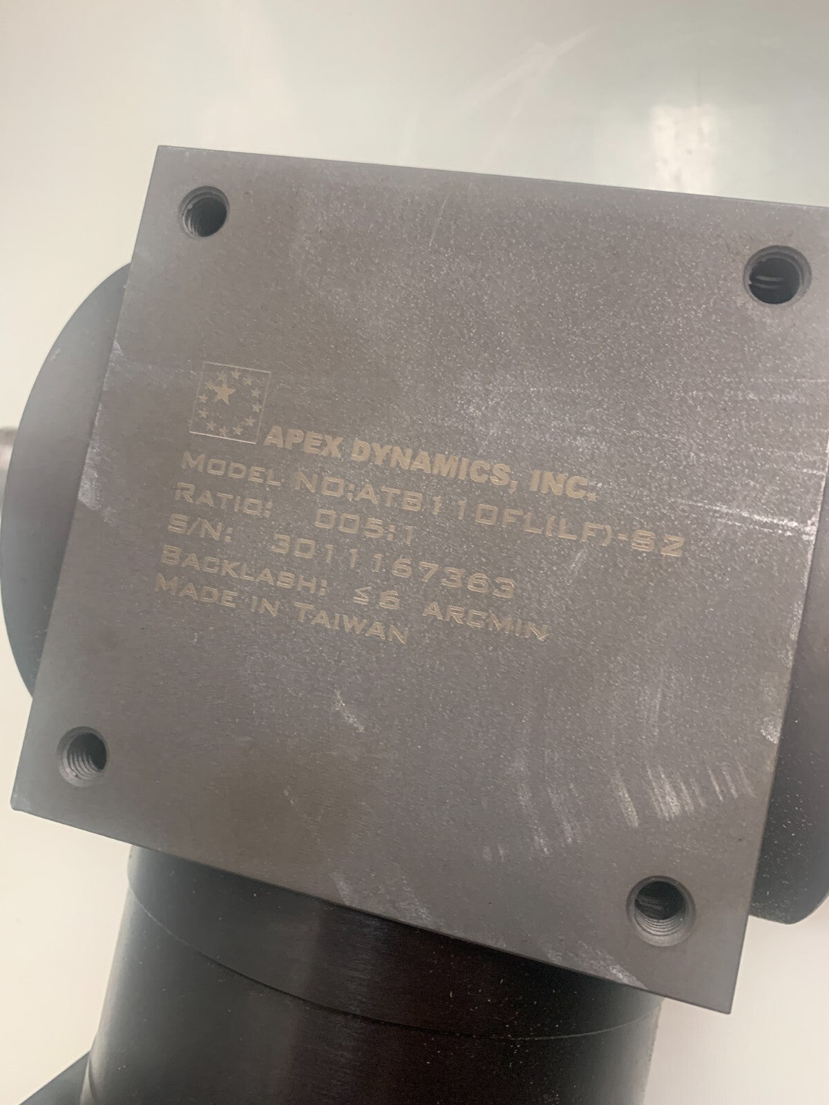 YASKAWA  AC Servo Motor  SGM7G-20A7D61  w/ABS Encoder  UTTAH-B24RH