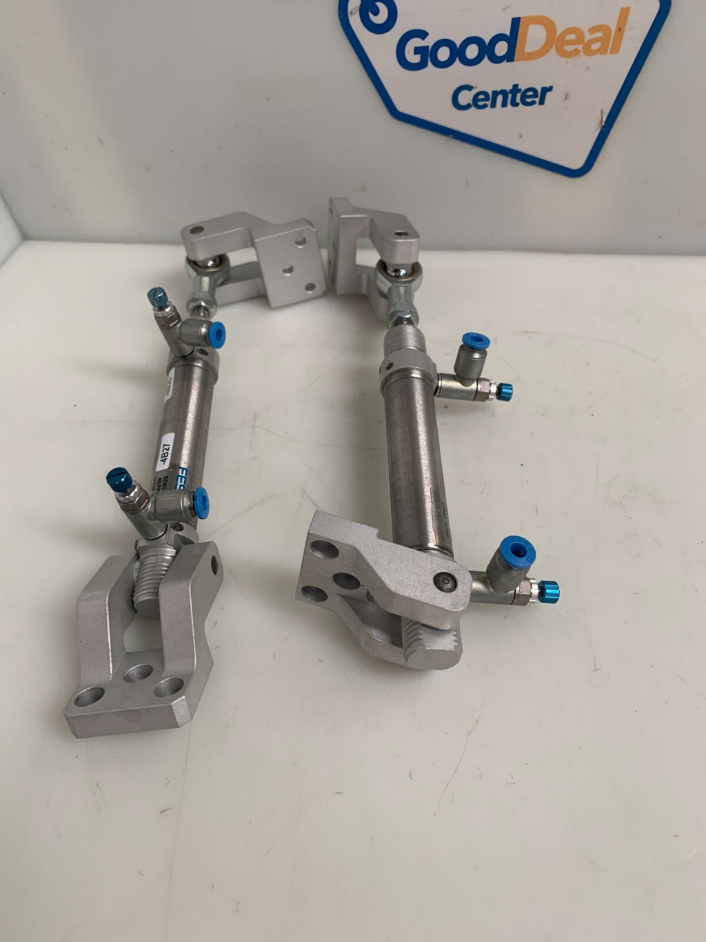 LOT OF 2 FESTO PNEUMATIC CYLINDER #19229 DSNU-16-40-PPV-A W/FITTING2