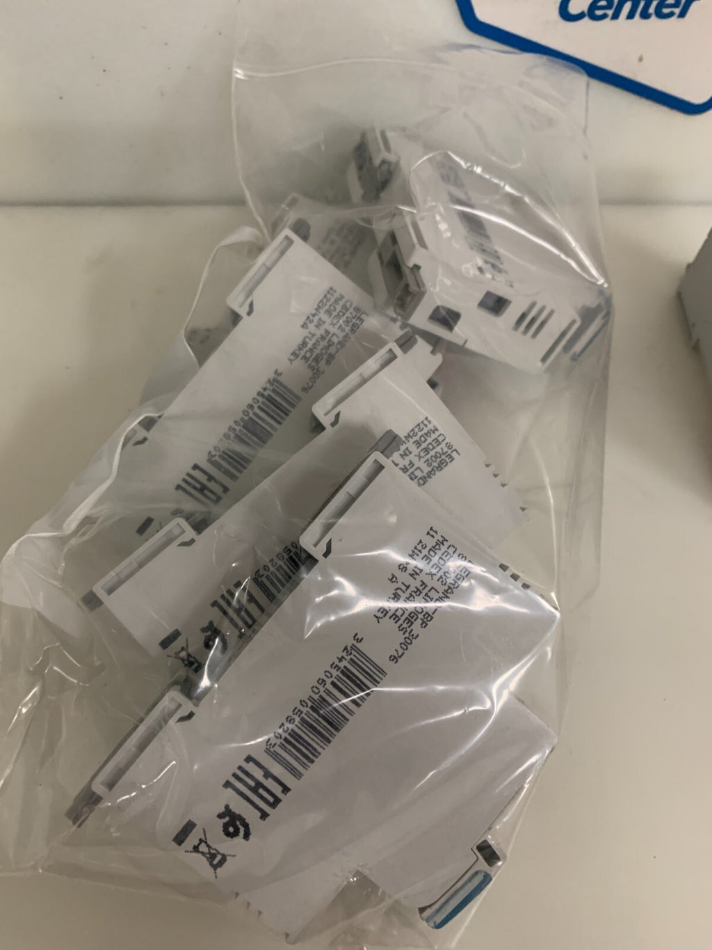 LOT OF 6  LEGRAND FUSE HOLDER 10A 058 20