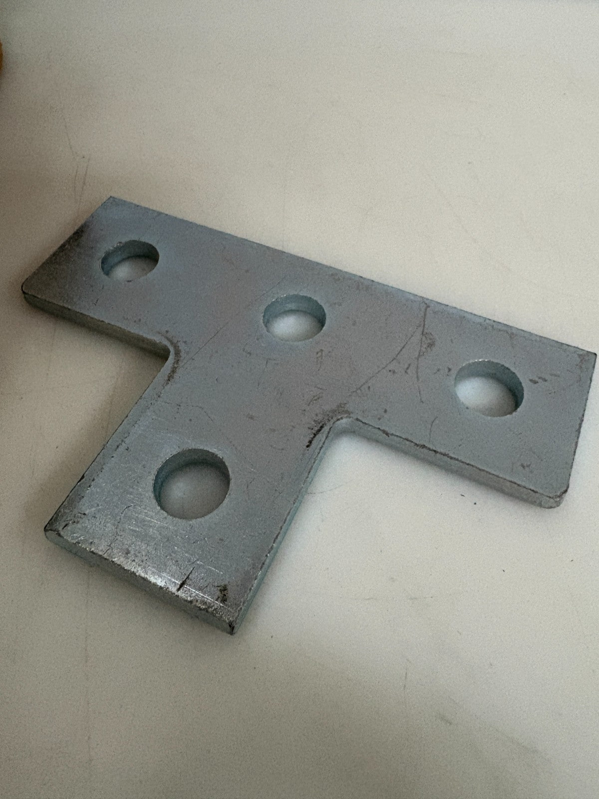 EATON 4 HOLE T CONNECTOR PLATE B133ZN 17 IN BOX1