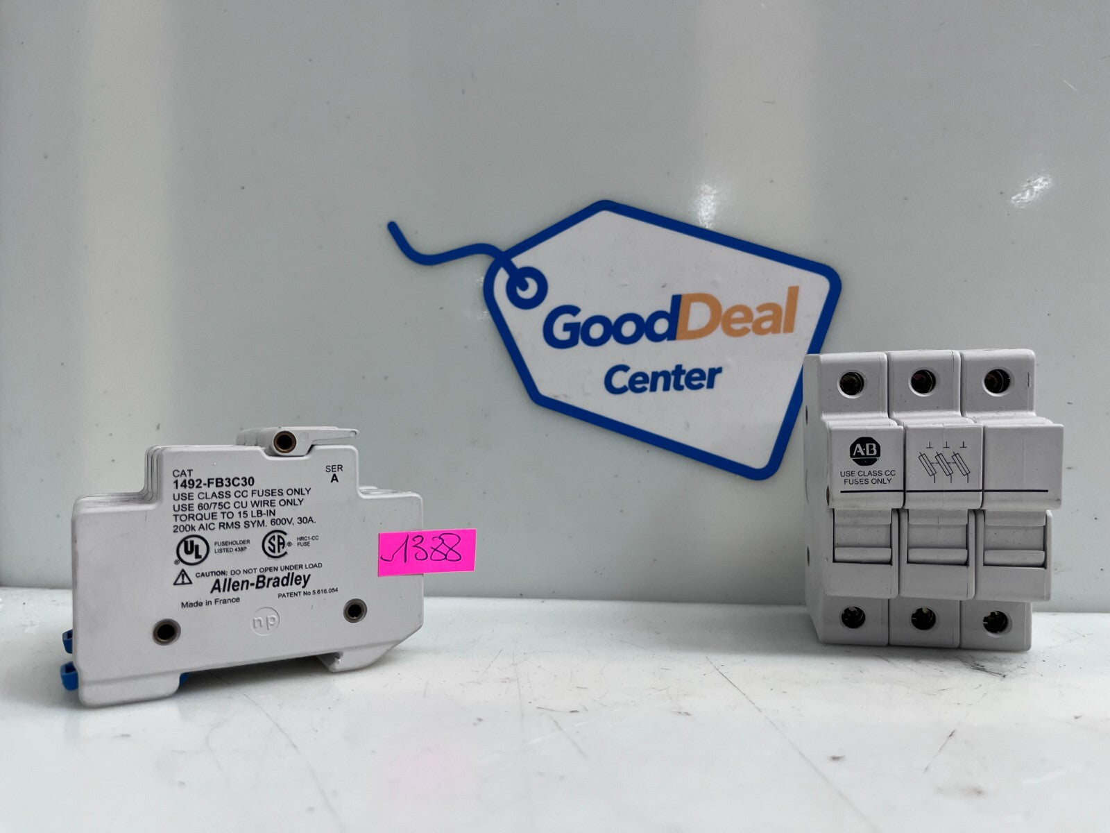 ALLEN-BRADLEY 1492-FB3C30 Fuse Holders Series  A