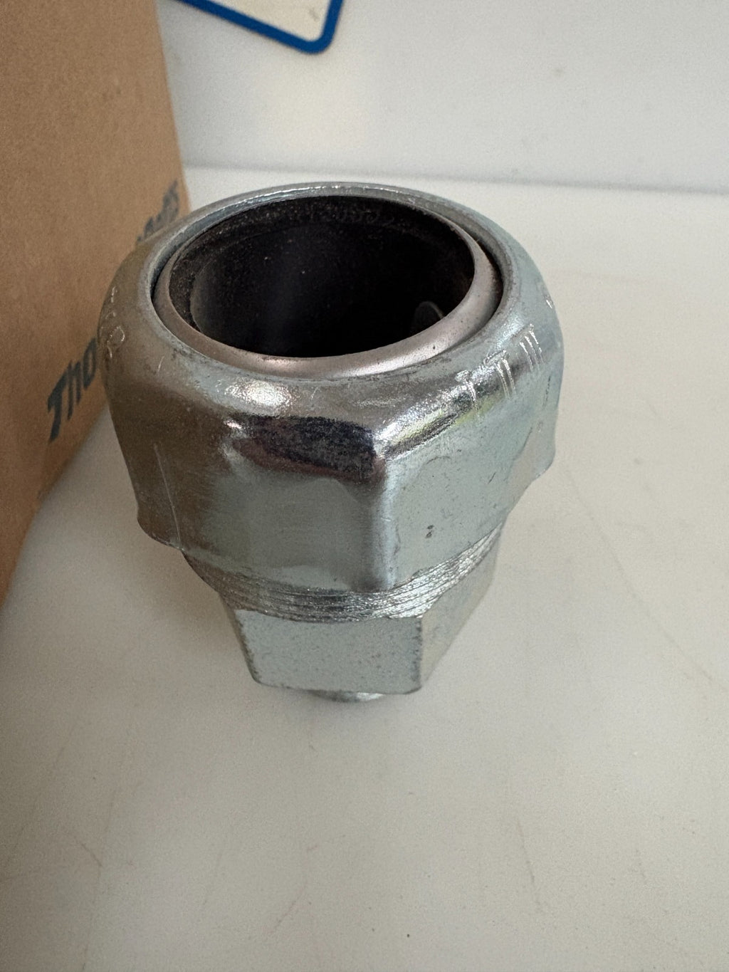 ABB THOMAS & BETTS 3/4 TECK CABLE FITTING #10468 10 PER BOX1