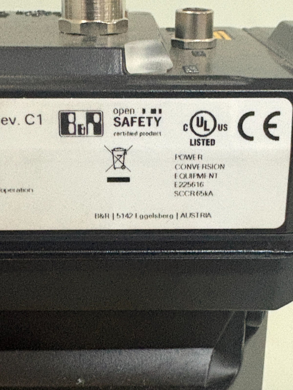 ABB B&R AUTOMATION SERVO MOTOR 8LMA44.DA022C000.0 REV. C0 W/ 8DI44S.DA0227000-17