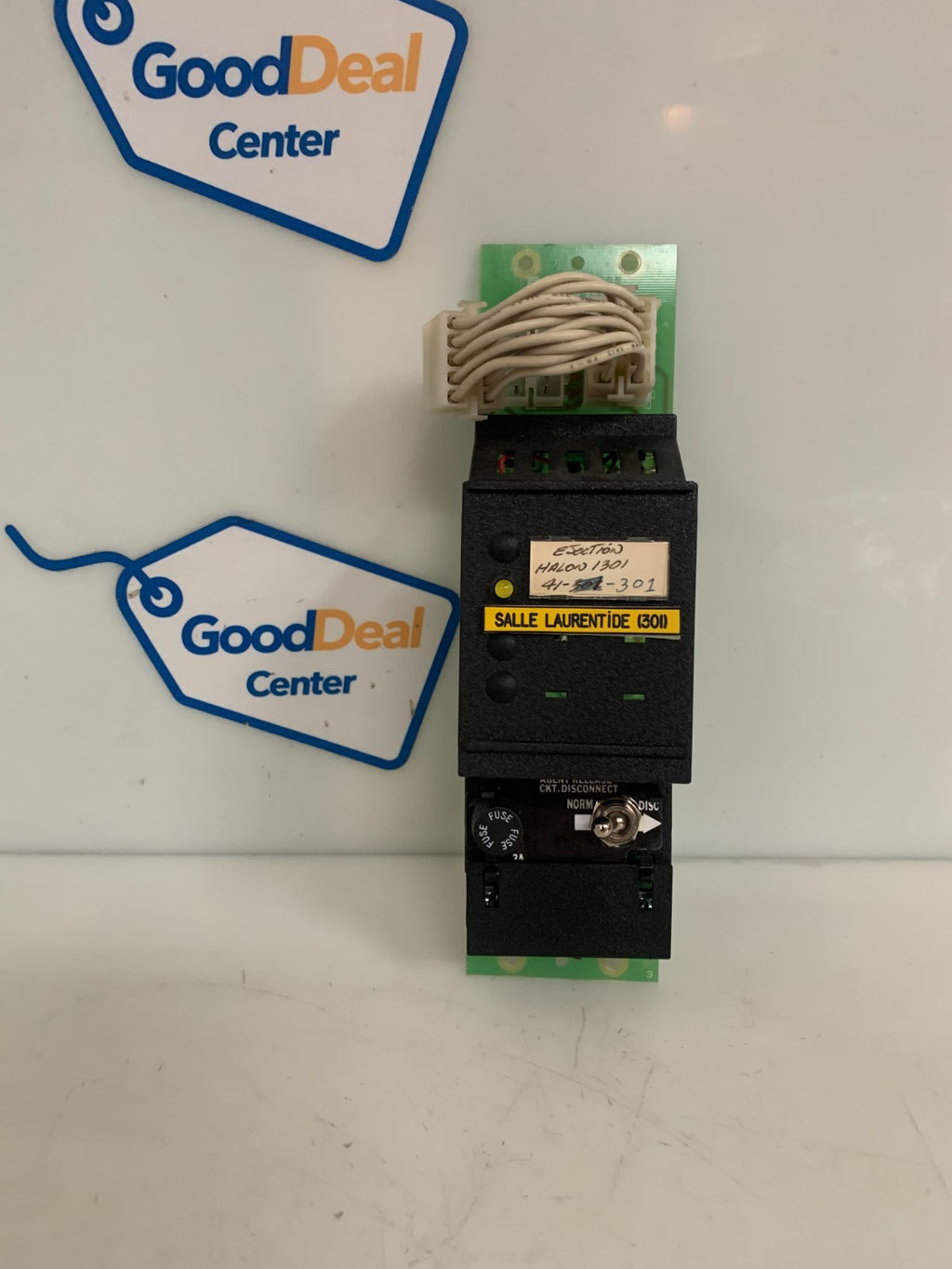 CERBERUS PYROTRONICS FIRE ALARM CONTROL UNIT 580-185386-5 RM-30U
