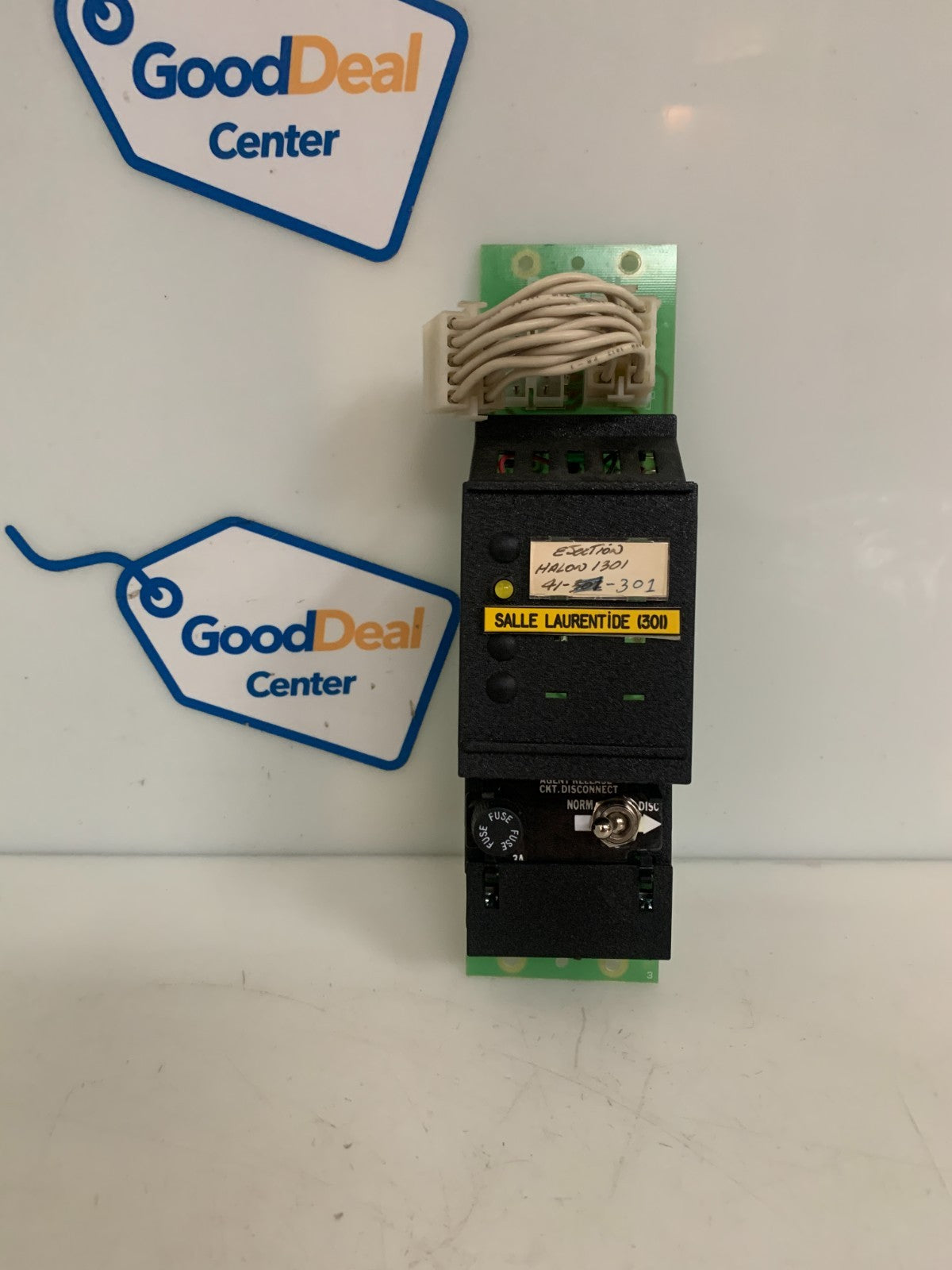CERBERUS PYROTRONICS FIRE ALARM CONTROL UNIT 580-185386-5 RM-30U