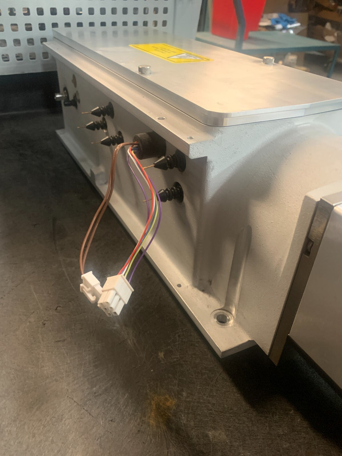 AGILENT Source Unit  w/Vacuum Assembly & AGILENT  Electro Spray Ion Source