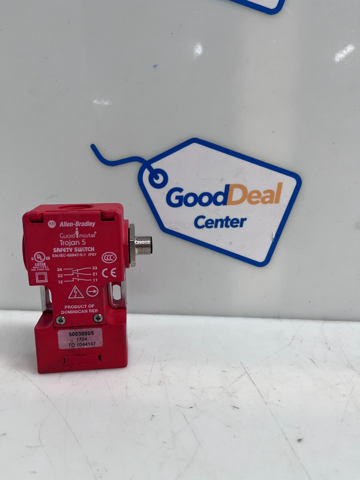 ALLEN BRADLEY 440K-T11118 Guardmaster Trojan 5 Safety Switch0