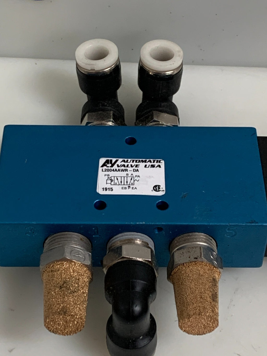 AUTOMATIC VALVE W/SOLENOID L200 4 AAWR-DA W/FITTINGS2