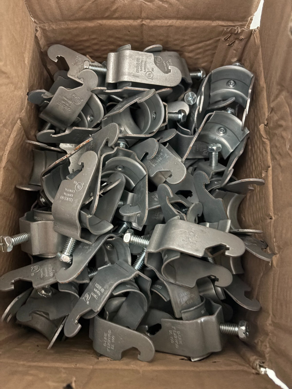 EATON 1" GALVANIZED CONDUIT CLAMP BL100 1 100 IN BOX3