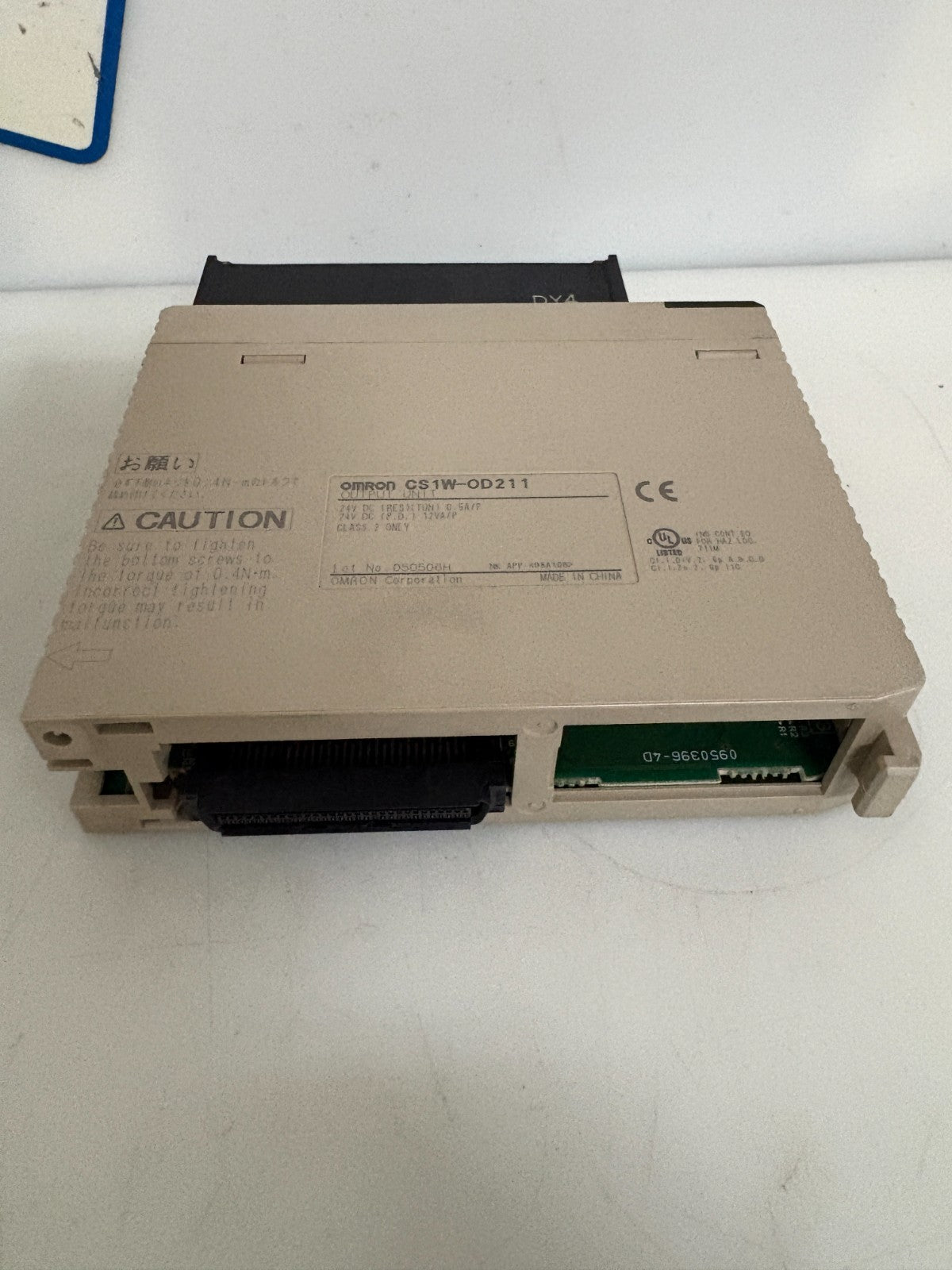 OMRON OUTPUT UNIT CS1W-0D211 3