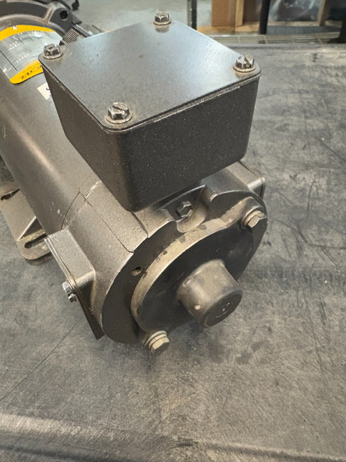 BALDOR DIRECT CURRENT MOTOR CDP3330 W/WARNER CLUTCH MOTOR EM 50-106