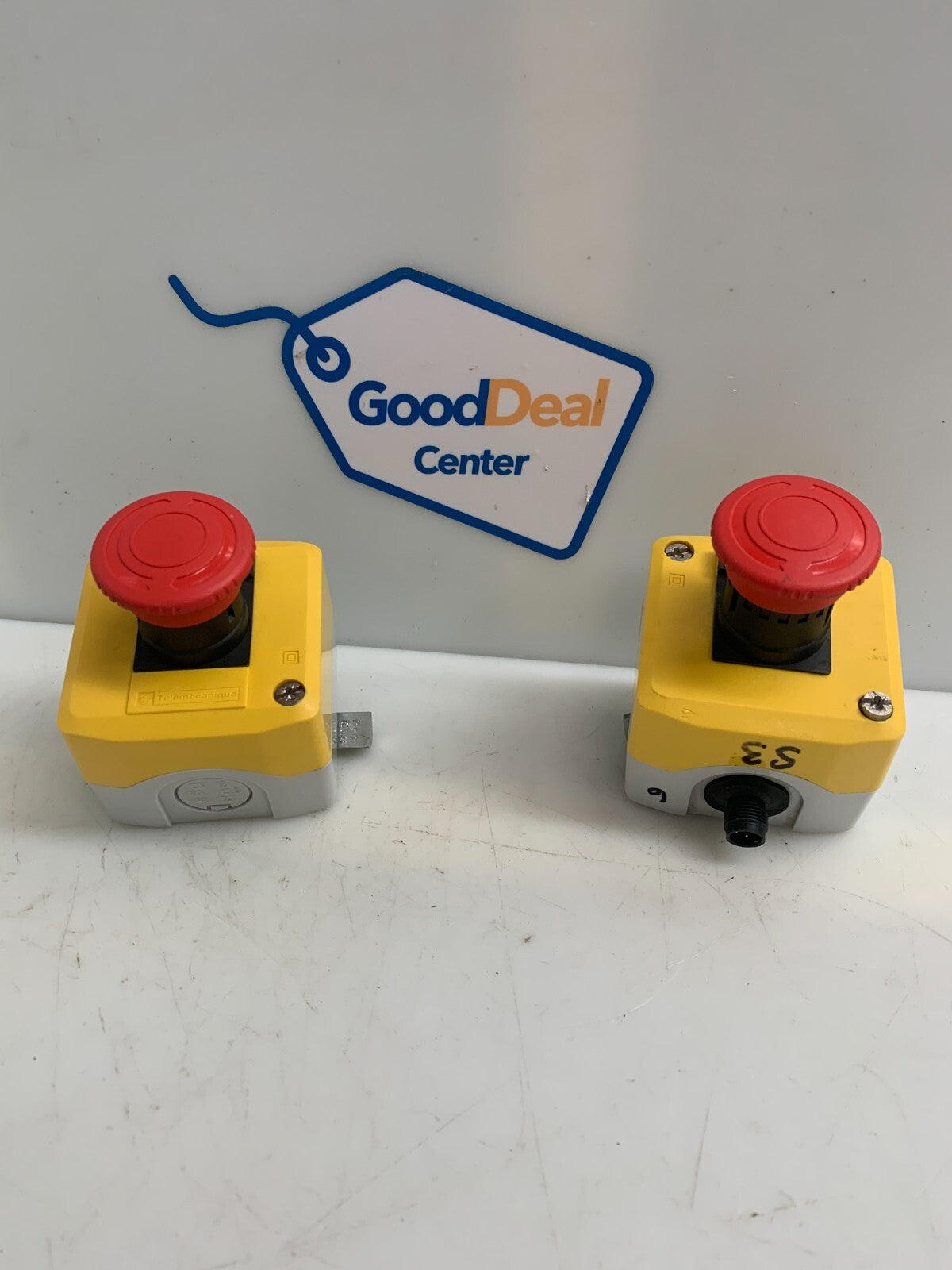 SCHNEIDER / TELEMECANIQUE  Emergency Stop Push Button Module (Lot of 2)