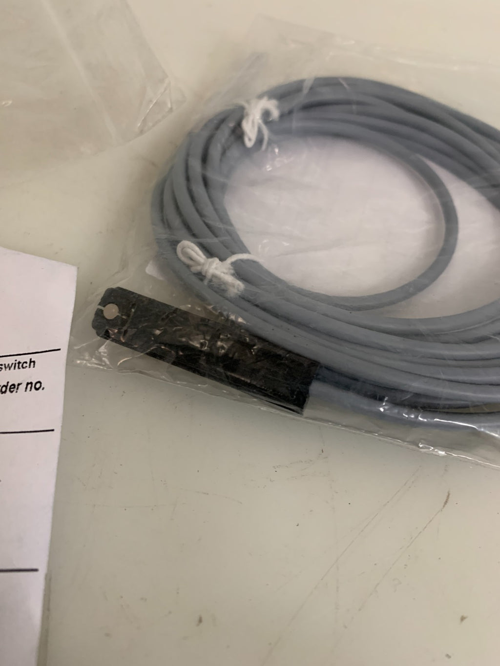 LOT OF 2  IEF WERNER PROXIMITY SWITCH 025165-H MEYER BURGER L-11048