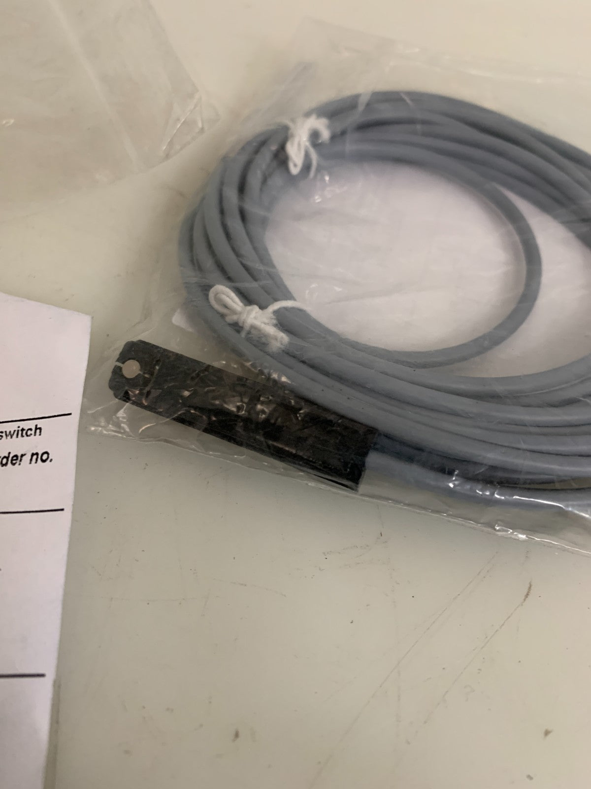 LOT OF 2  IEF WERNER PROXIMITY SWITCH 025165-H MEYER BURGER L-11048