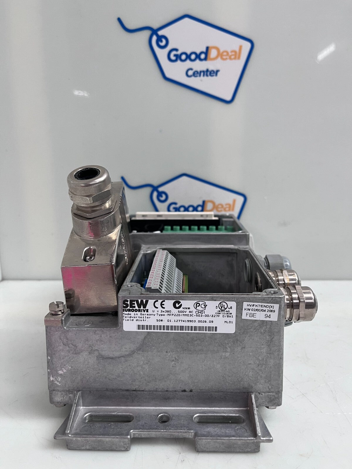 SEW Eurodrive MFP22D  /  MM03C-503-00/227F  Field Distributor  (Missing Covers)