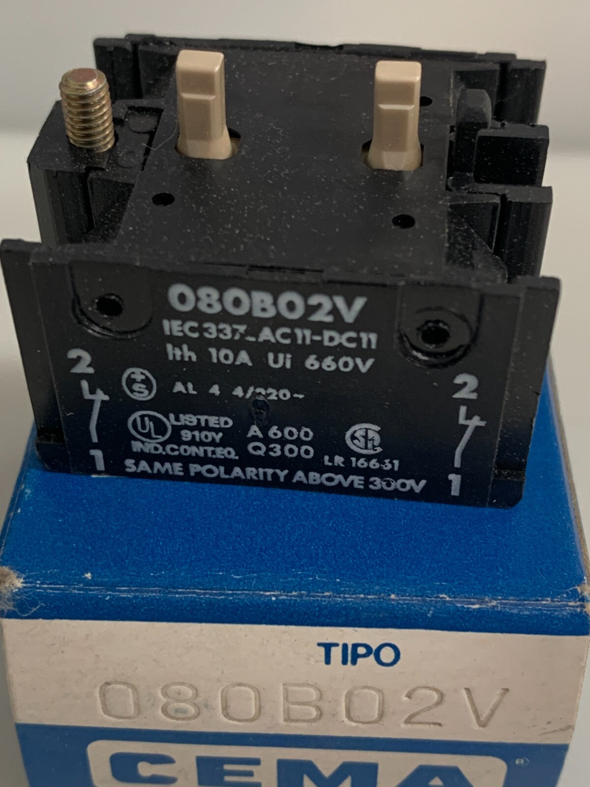 LOT OF 6 GE CEMA 080 B02V CONTACT BLOCK2