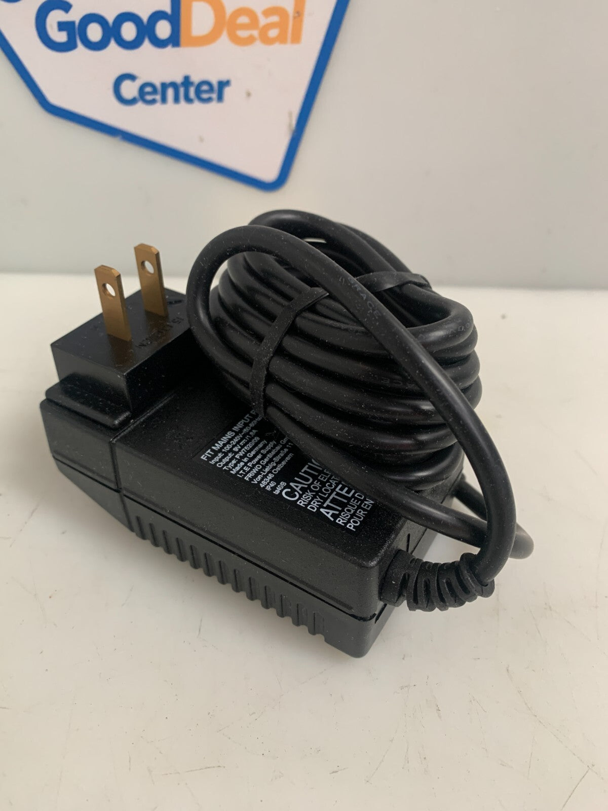 Lot of 2 FRIWO 9 Volts I.T.E Power Supply FW7520/09