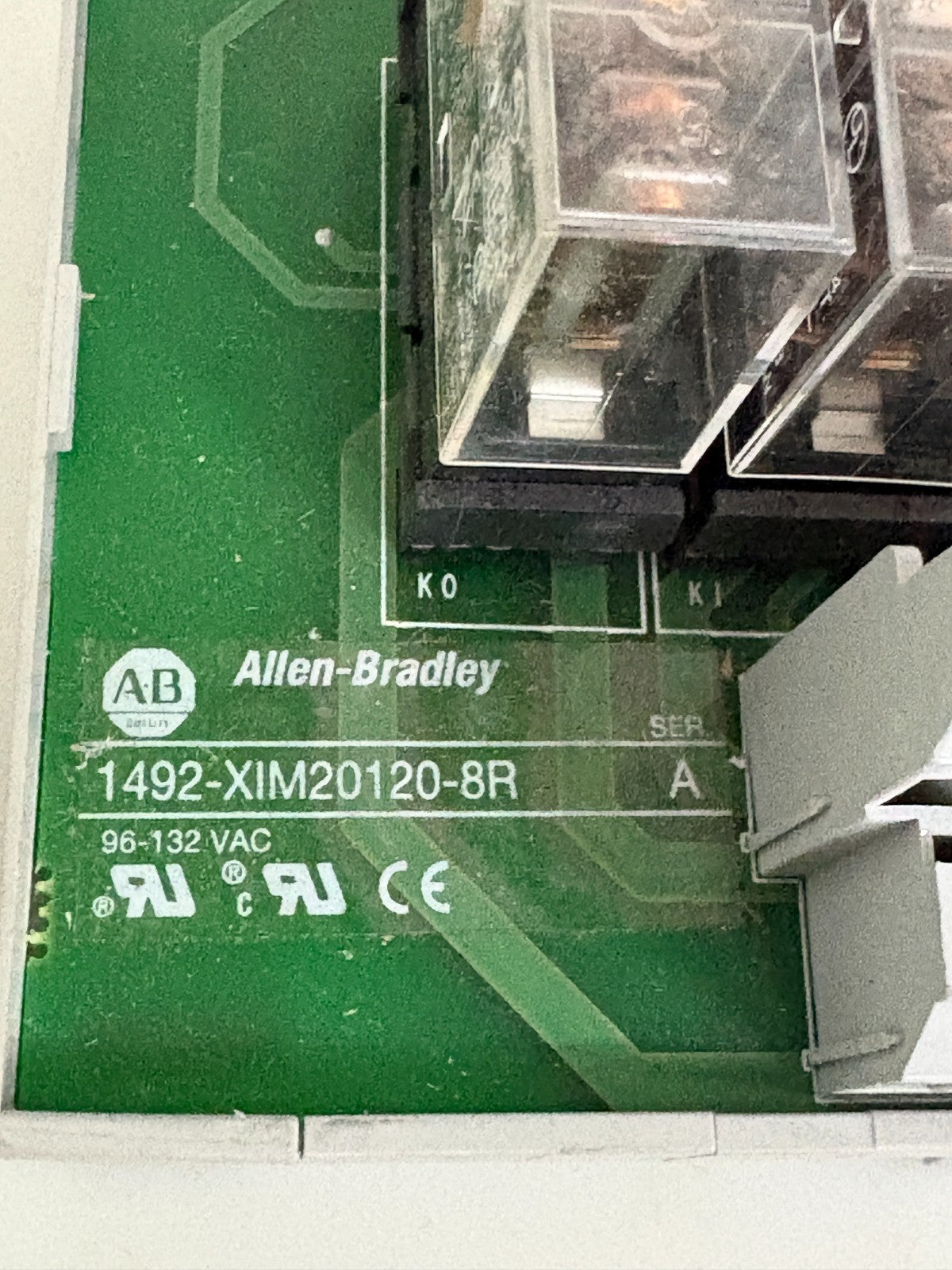 ALLEN BRADLEY RELAY MASTER MODULE 20 PIN 1492-XIM20120-8R