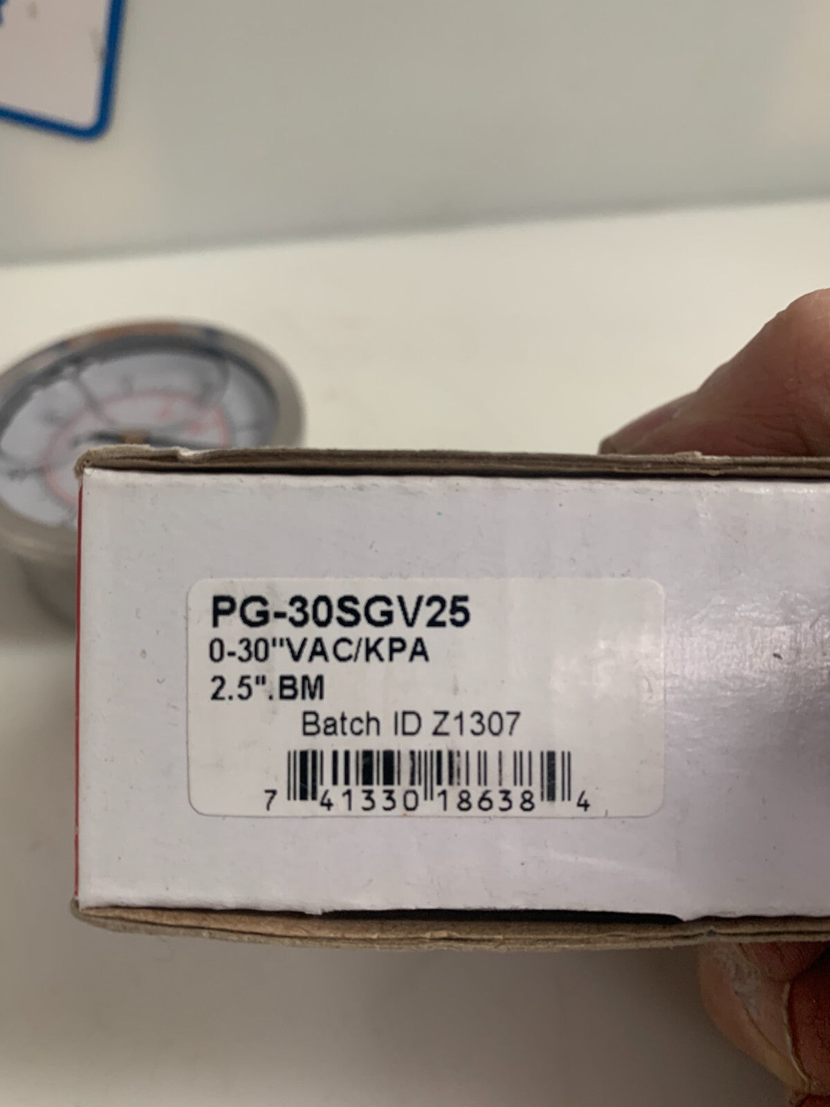 LOT OF 4  ACCUTEK PRESSURE GAUGE 0-30VAC/KPA2