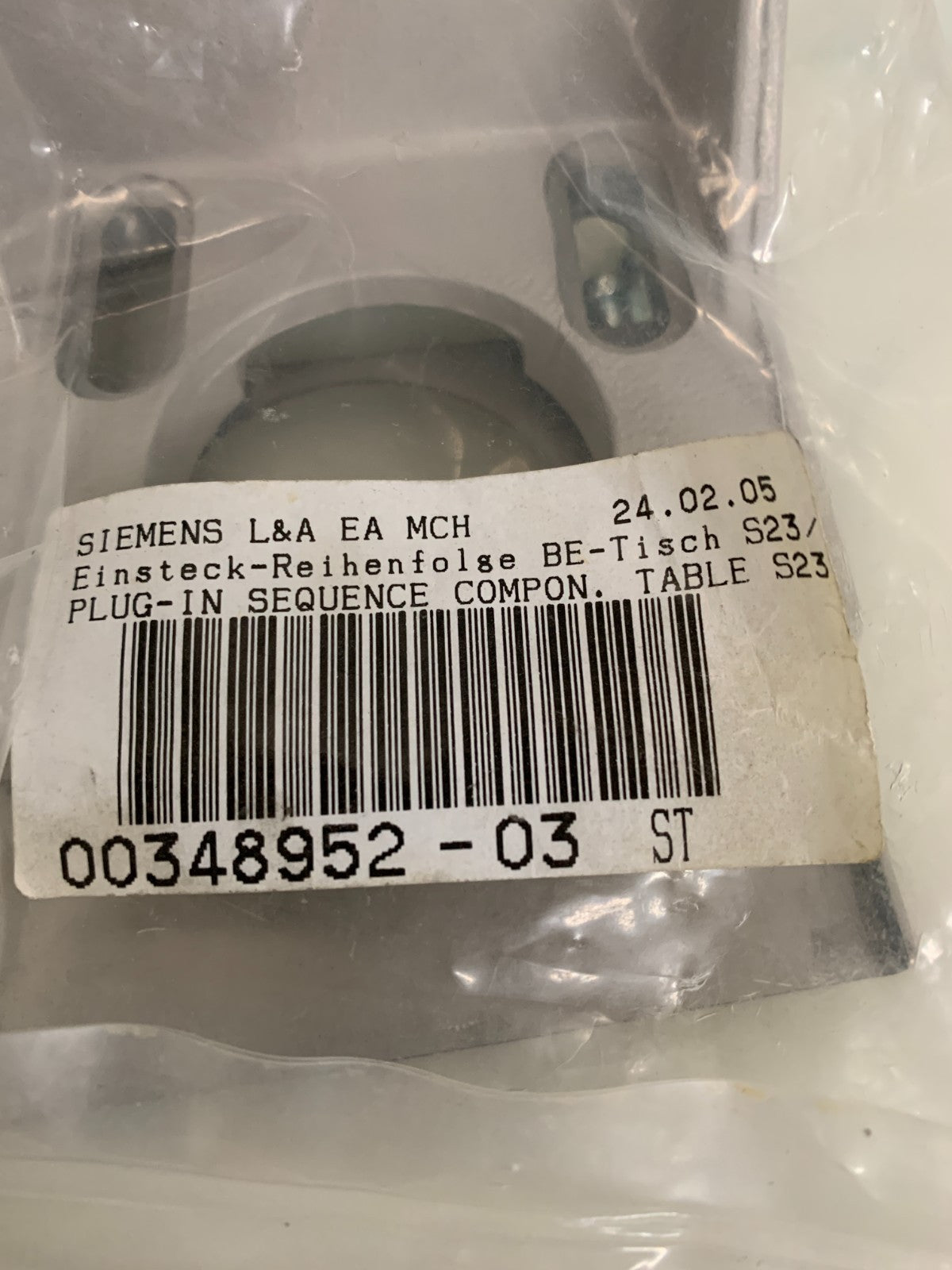 SIEMENS L & A EA MCH PLUG IN SEQUENCE COMPONENT TABLE 00348952-03