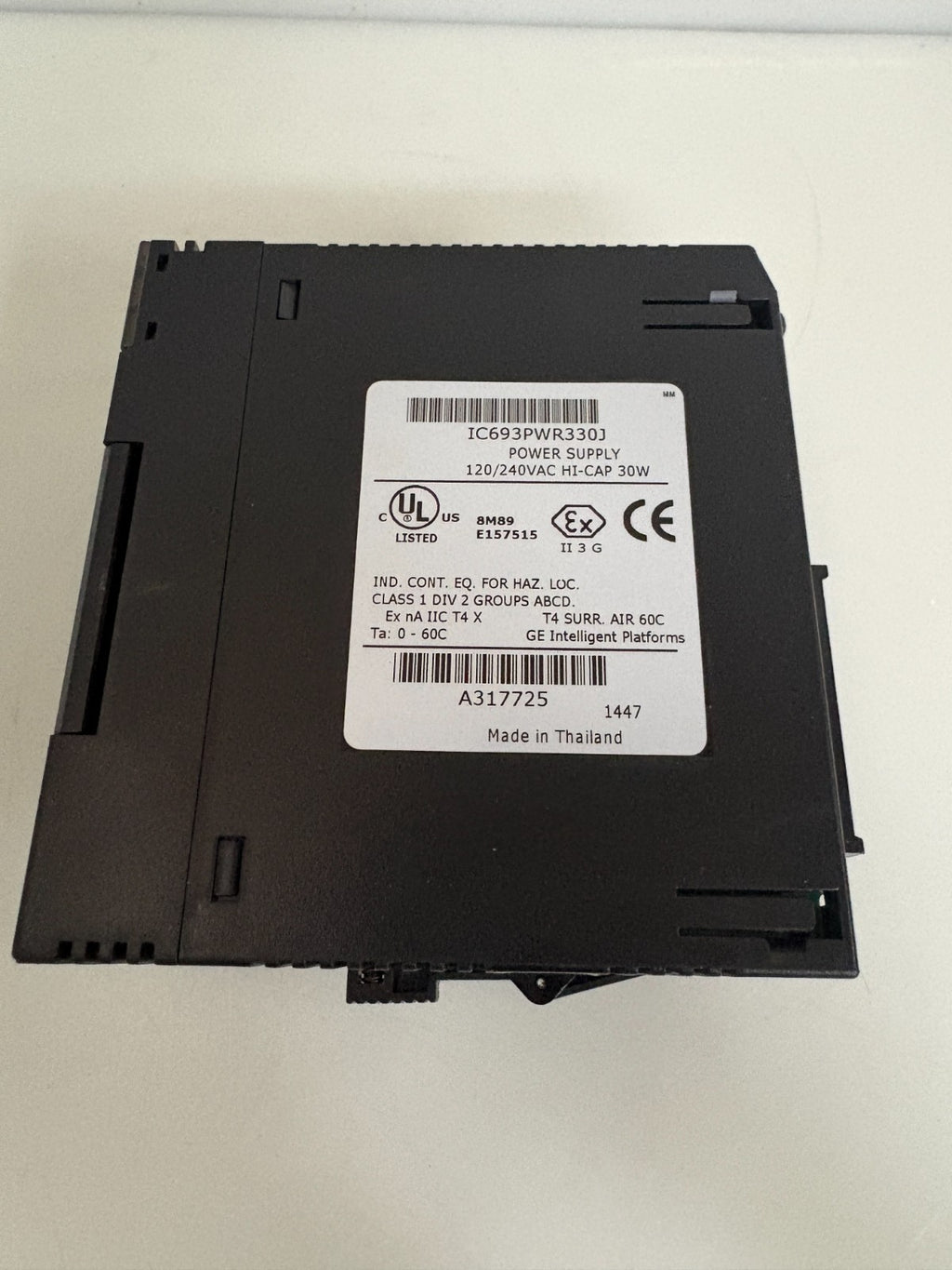 GE FANUC POWER SUPPLY 120/240 VAC HI-CAP 30W IC693PWR330J3