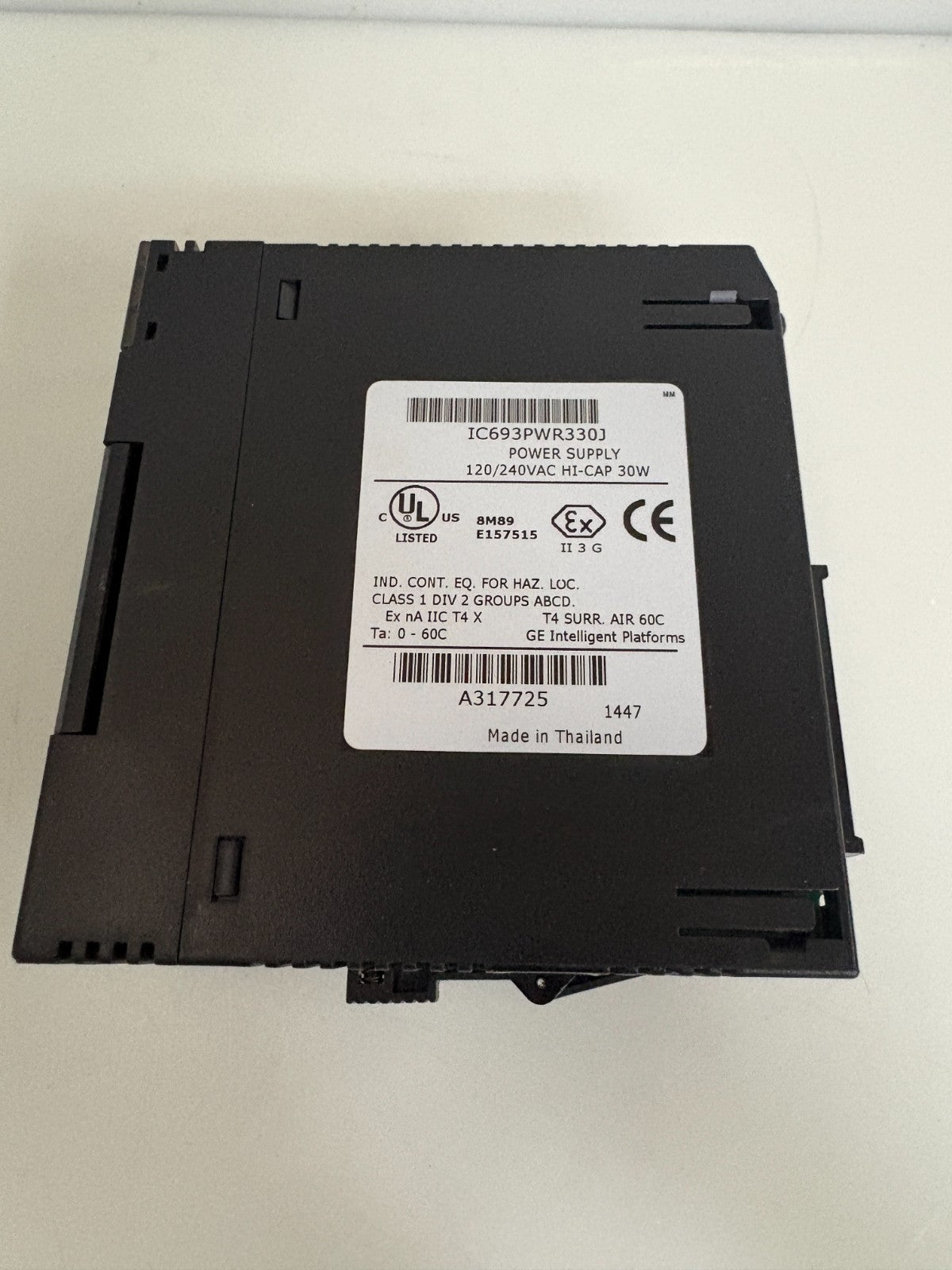 GE FANUC POWER SUPPLY 120/240 VAC HI-CAP 30W IC693PWR330J3